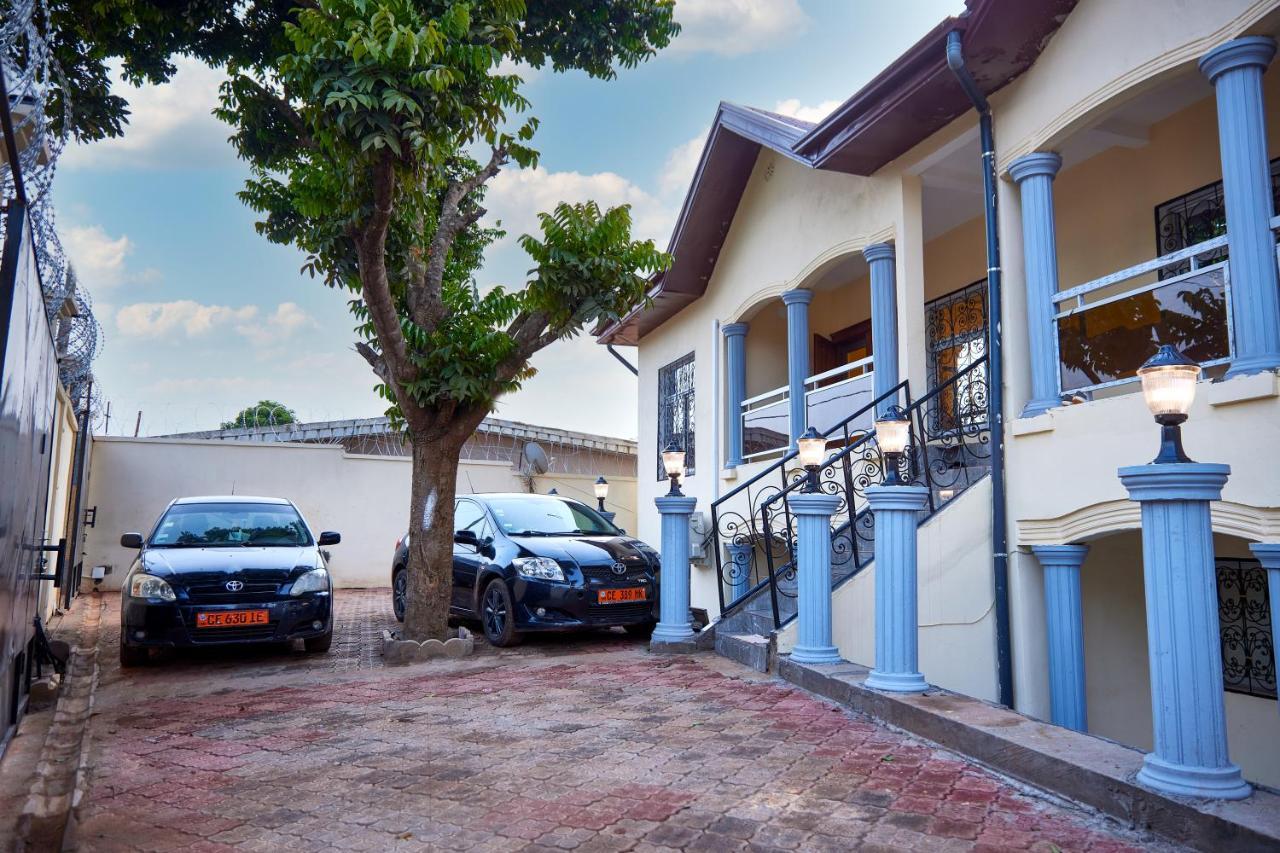 Residence Noumsi Yaoundé Extérieur photo